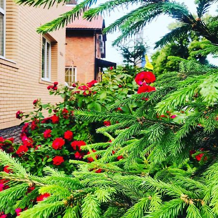 Міні-Готель "Садиба" Sumi Dış mekan fotoğraf
